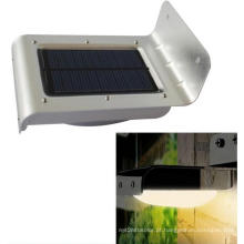 Lâmpada solar do diodo emissor de luz do sensor do jardim